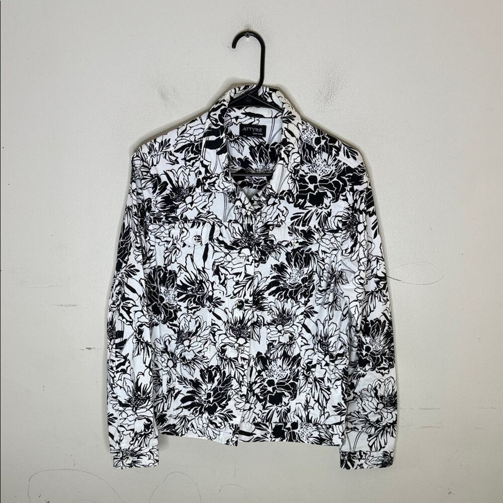 Attyre New York Monochrome Floral Jacket Size Large